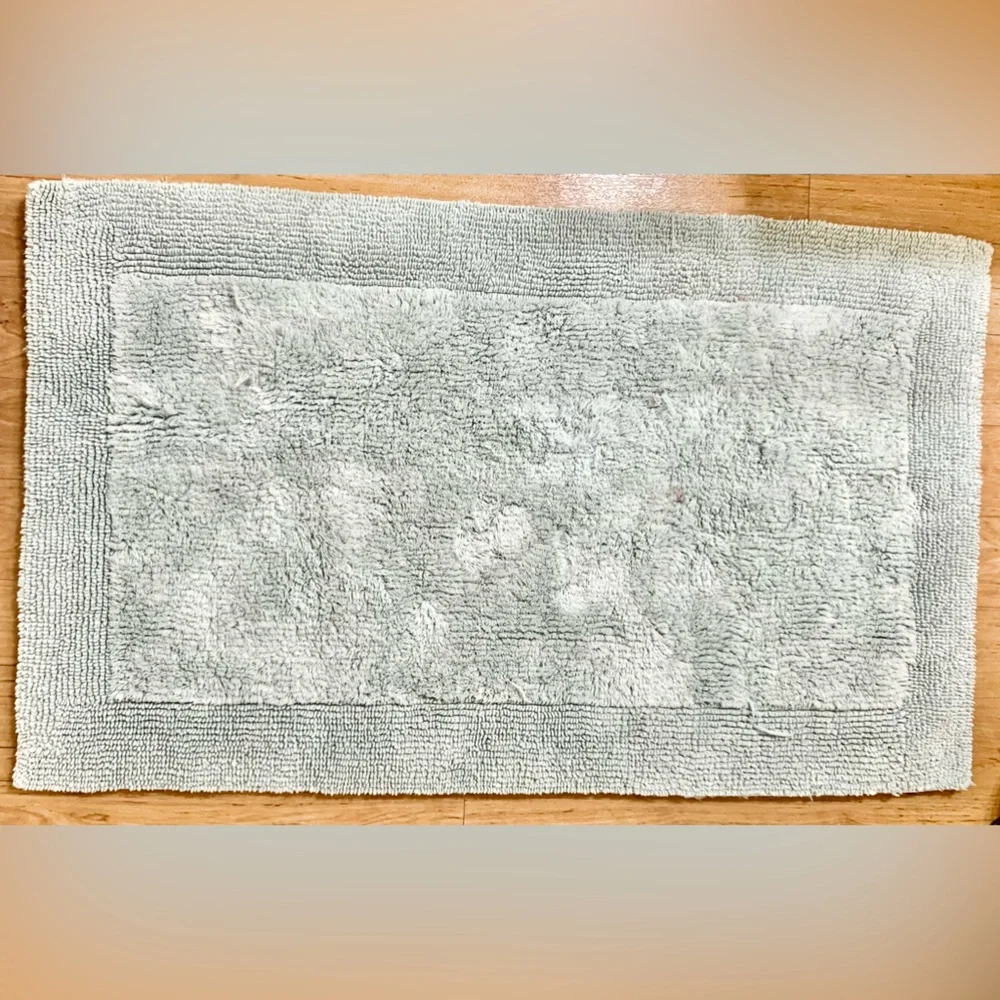 2 Wamsutta® Ultra Fine Reversible Bath Rugs